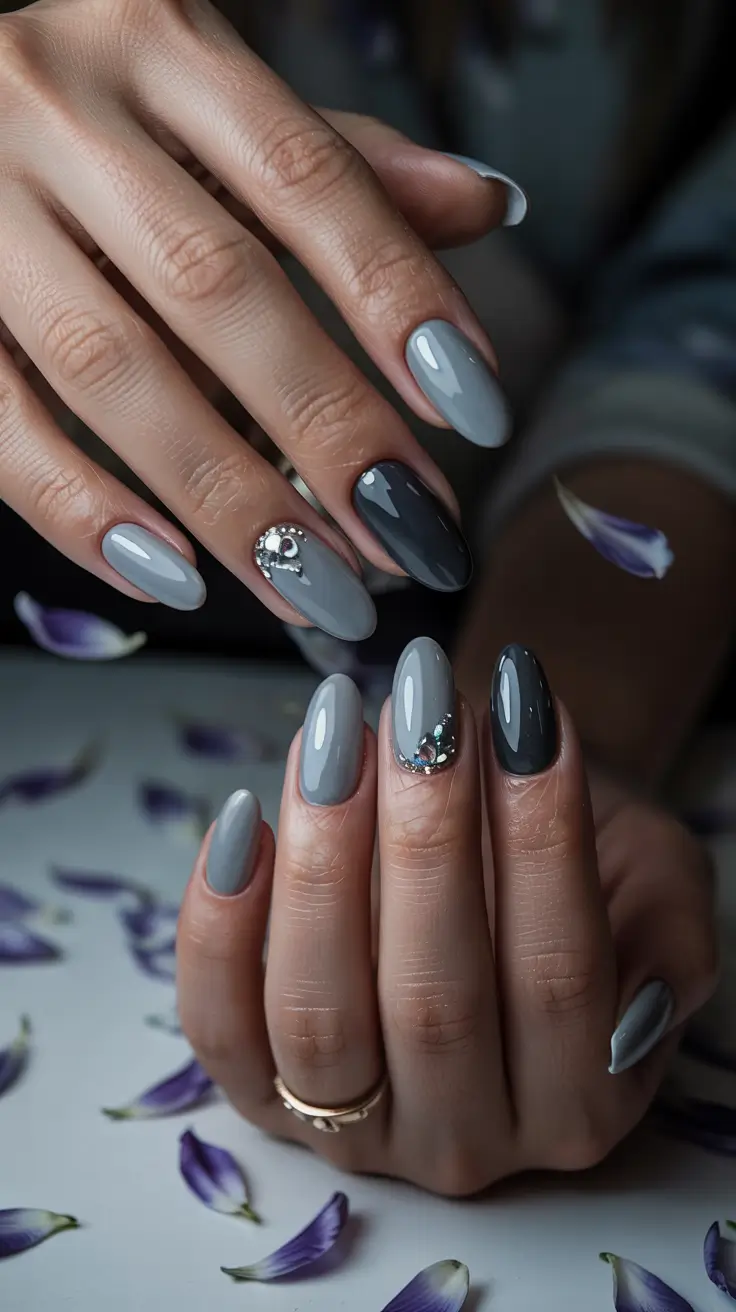 winter color nails 2025 frosted grey elegance
