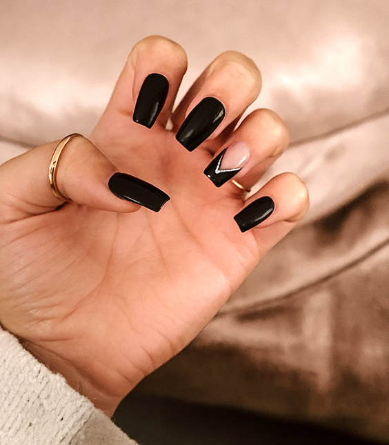 black nails ideas 2026 matte v accent