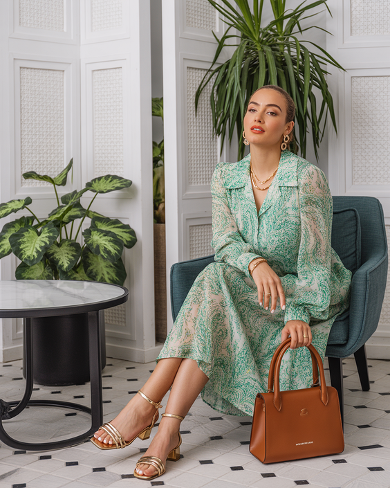 feminine spring outfits for women over 40 2026 Light Minimalism With Feminine Flow